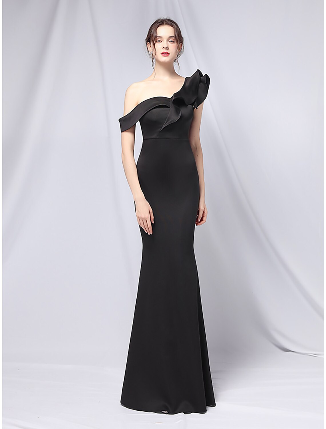 Meerjungfrau/Trompete Abendkleid Empire Kleid Hochzeitsgast Bodenlang Kurzarm One Shoulder Stretch Satin mit Rüschen